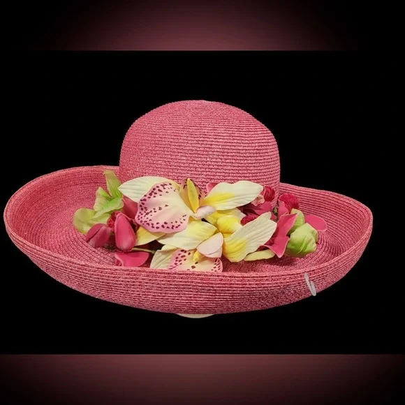 Eric Javits Strawberry Squishy hat - Picture 2 of 10